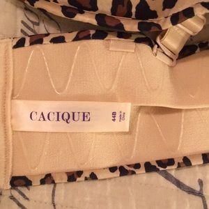 Cacique Intimates & Sleepwear - Cacique Adjustable Bra w/ Removable Straps - 44B Cacique Intimates & Sleepwear - Cacique Adjustable Bra w/ Removable Straps - 44B